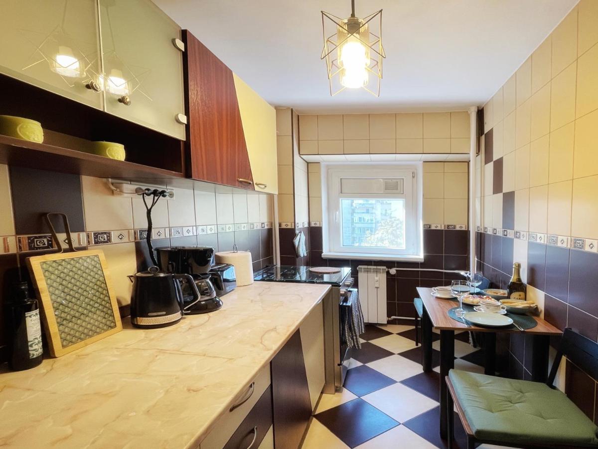 Madra Rentals Bucharest One Εξωτερικό φωτογραφία